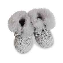 Load image into Gallery viewer, Cutie Faux Fur Pom Pom Booties
