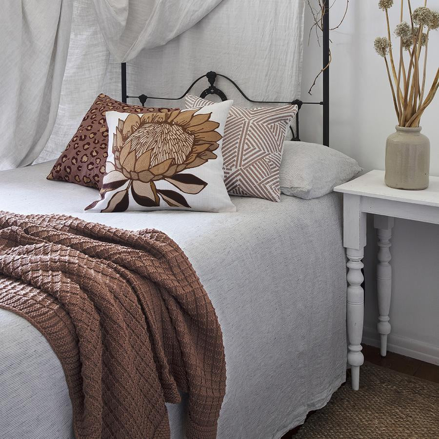 Tanami Throw - Woodrose